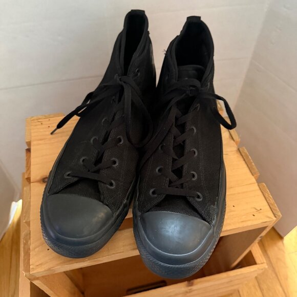 Converse Size 13 Black Chuck Taylor All Star Syde Street Mid Top Sneakers Shoes - Picture 15 of 16